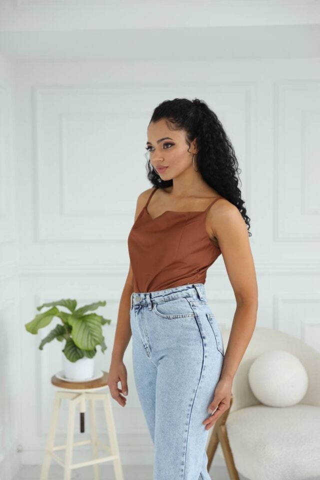 Degaje Yaka Saten Askılı Body Kahverengi - S